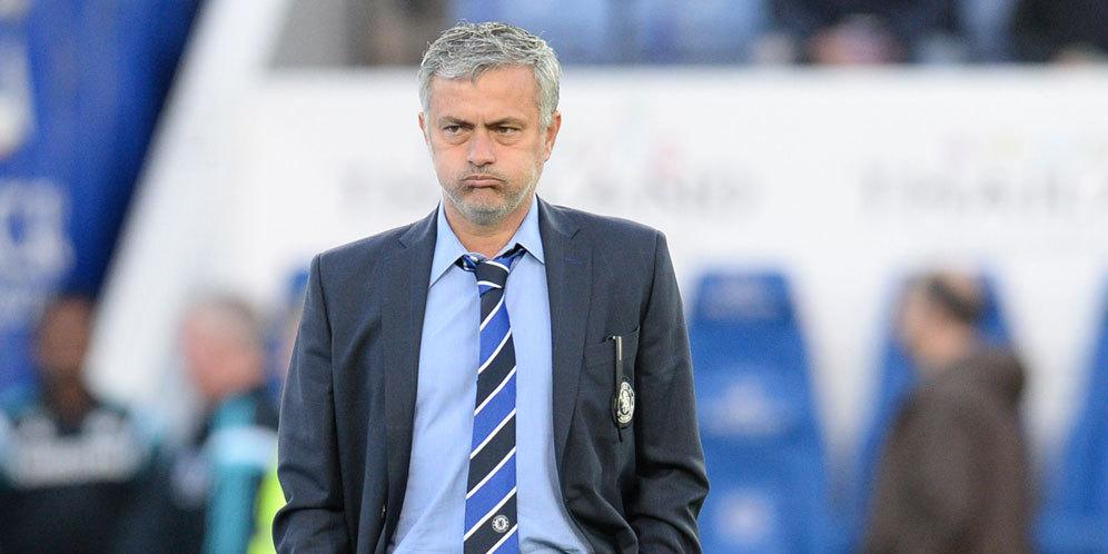 Bolanet's tweet photo. http://t.co/5cS4ytPql9 | Tuding Lawan Beli Gelar, Mourinho Ternyata Paling Boros http://t.co/0rsNxGFnOj