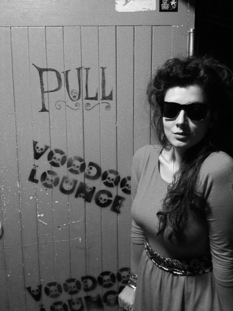 HolyMolyHQ's tweet photo. @mamalizsbar @SwayfieldEvents #voodoolounge an absolute pleasure! #tinpigeons #danpoole till next time! HMx http://t.co/NTM5a74SLQ