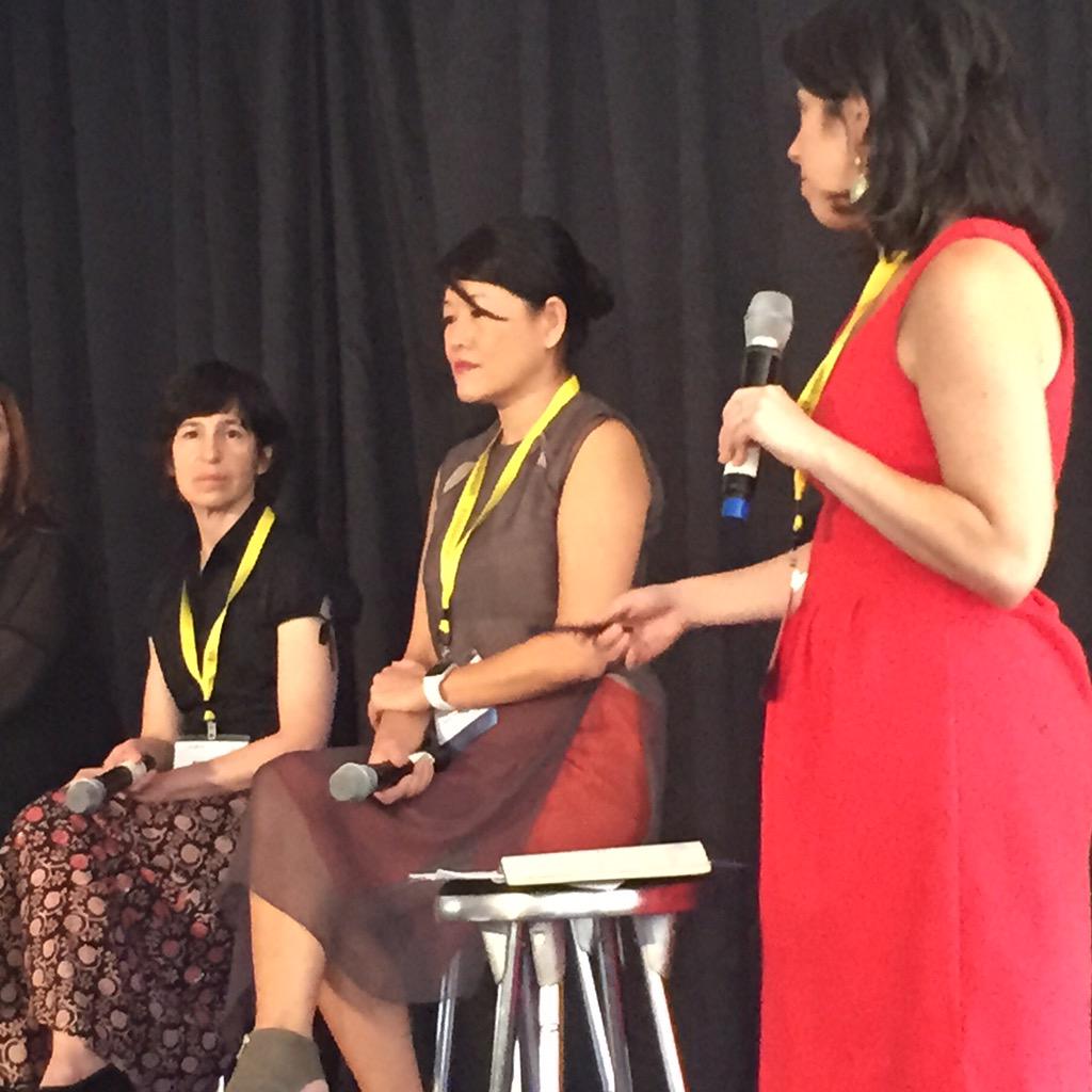 remodista's tweet photo. #ChauBanks and #LaurenCroke sharing their experience understanding #omnichannel #customerengagement #GrowCommerce2015 http://t.co/QTVjC1szrf