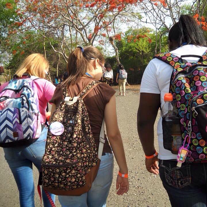 PrincesasSud's tweet photo. Vivir el evangelio es lo mejor. #efy #SOYPR2K15 #lds #mormon http://t.co/tAQkpoWfsb