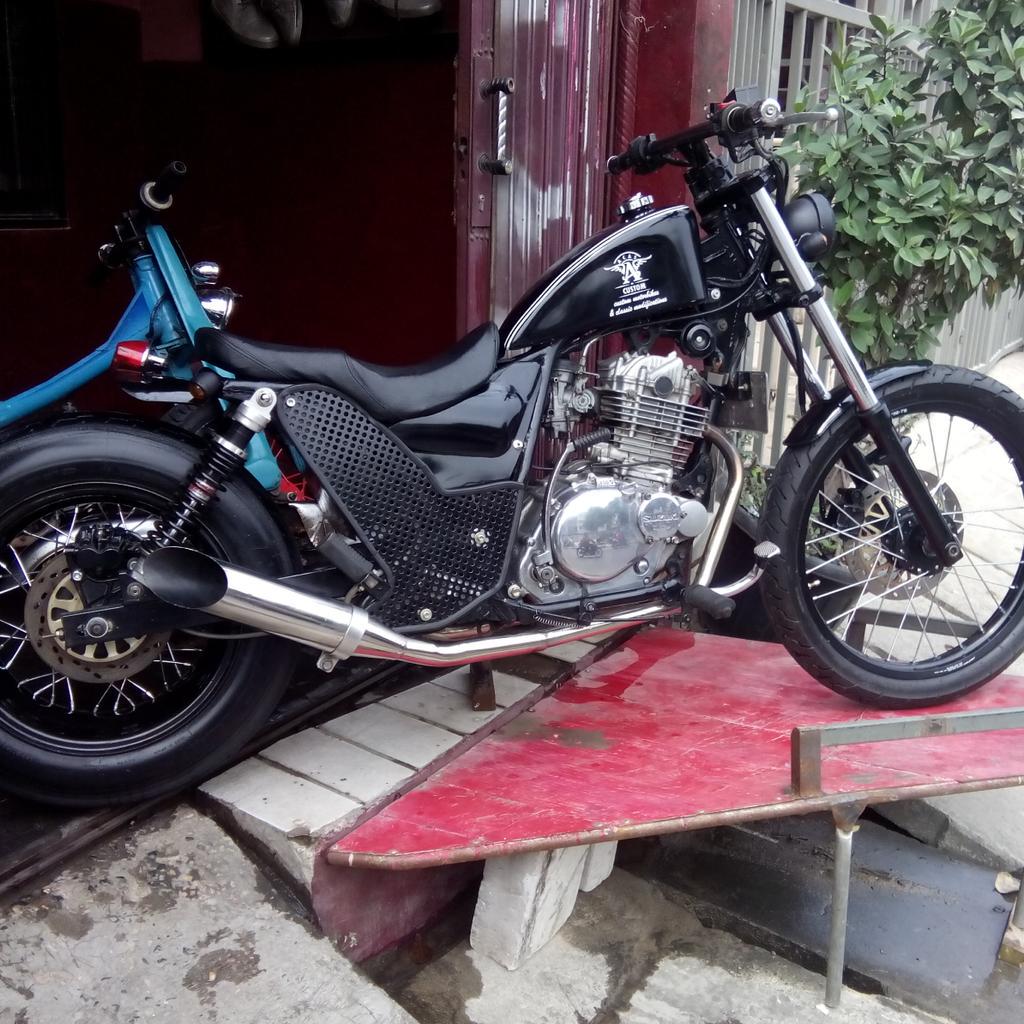Acas Custom Twitter Custom Harley Sporster Mesin Acas Custom Twitter Custom Harley Sporster Mesin