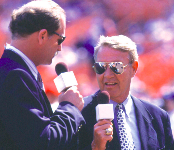 TDIPSBook's tweet image. #TDIPS 2002 Legendary #Phillies broadcaster Harry Kalas received the prestigious Ford C Frick award from Cooperstown.