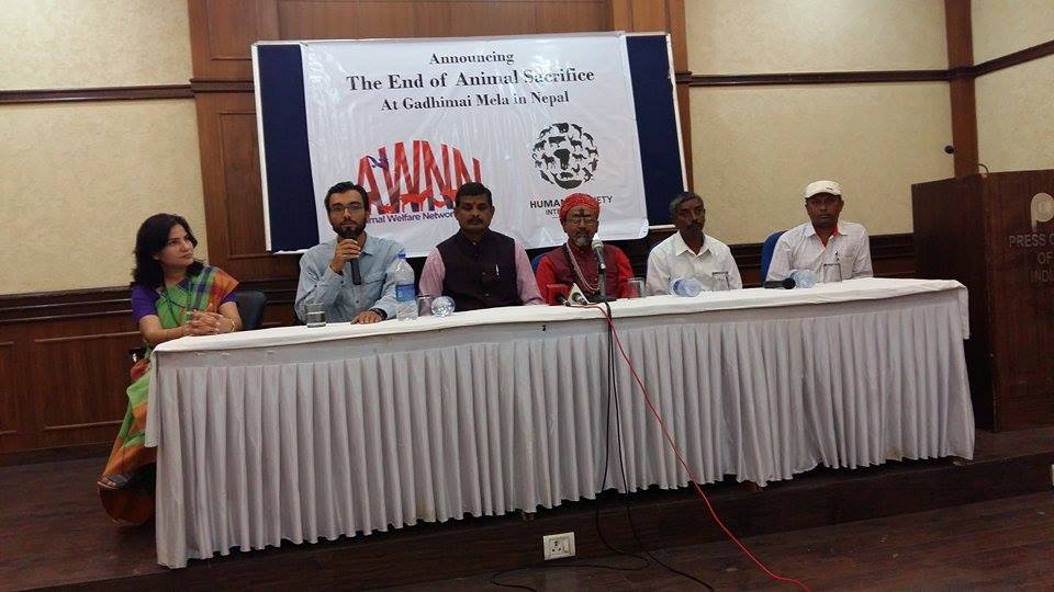 HimalayanVols's tweet photo. Today #AWNN #HumaneSociety #People4Animals #GadhimaiTempleTrust announced the end of Gadhimai animal sacrifice! http://t.co/0f08V6sUfK