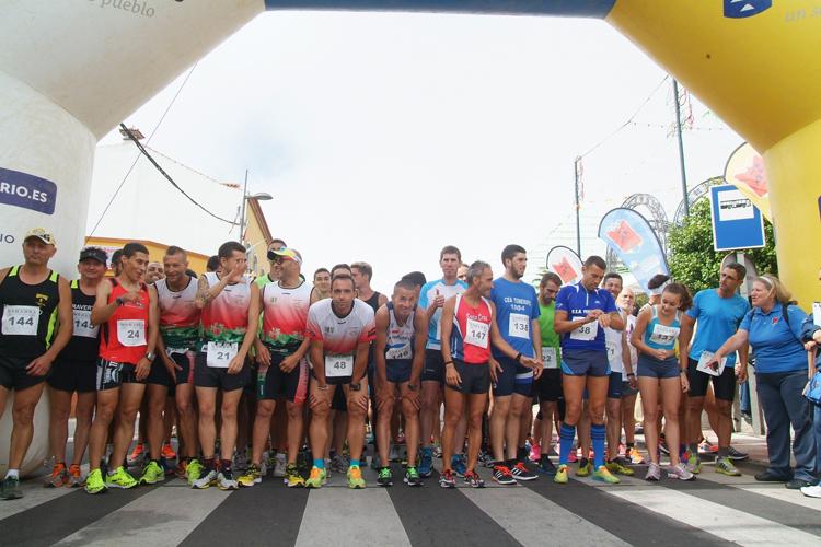 aytoelrosario's tweet photo. Más de 150 corredores, entre 3 y 60 años, participaron en la II Carrera Pop. de #LaEsperanza http://t.co/8ibDI0qrMq http://t.co/DJdKufFhgs