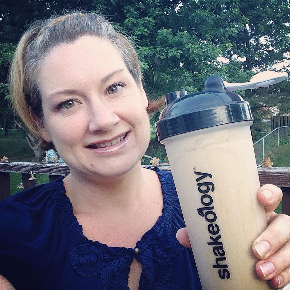 JaciPanowicz's tweet photo. Enjoying my #pumpkinspice shake-achino on the deck this morning! #shakeology #BoostUpContest http://t.co/8HP7OCT3WJ