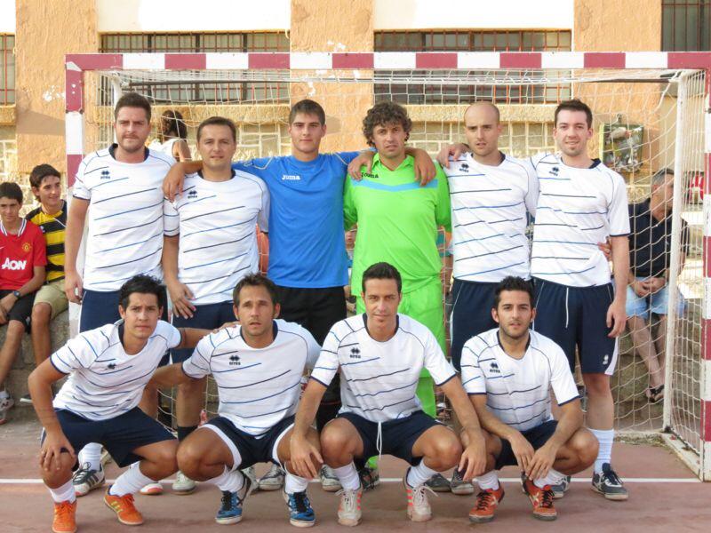 lgluismag_luis's tweet photo. Gracias equipo por el esfuerzo que haceis para seguir jugando el campeonato.No lo ponen facil @FutsalSanBar http://t.co/hQ1j4IvaSN