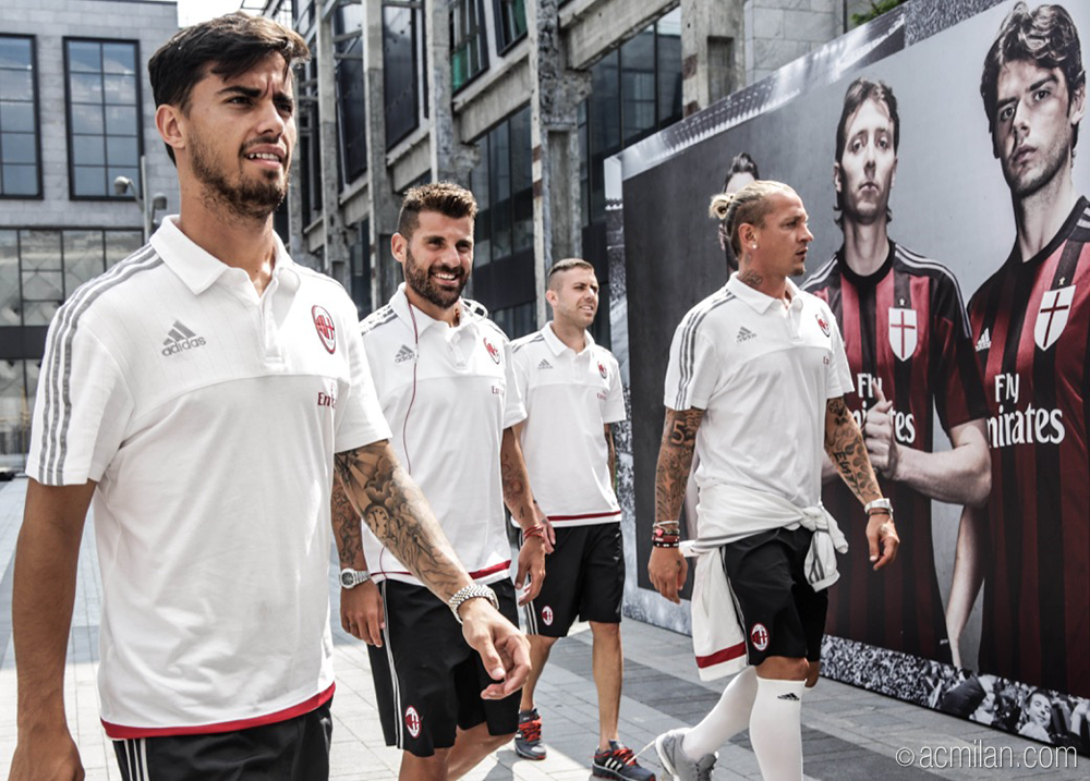 AC Milan tweet media