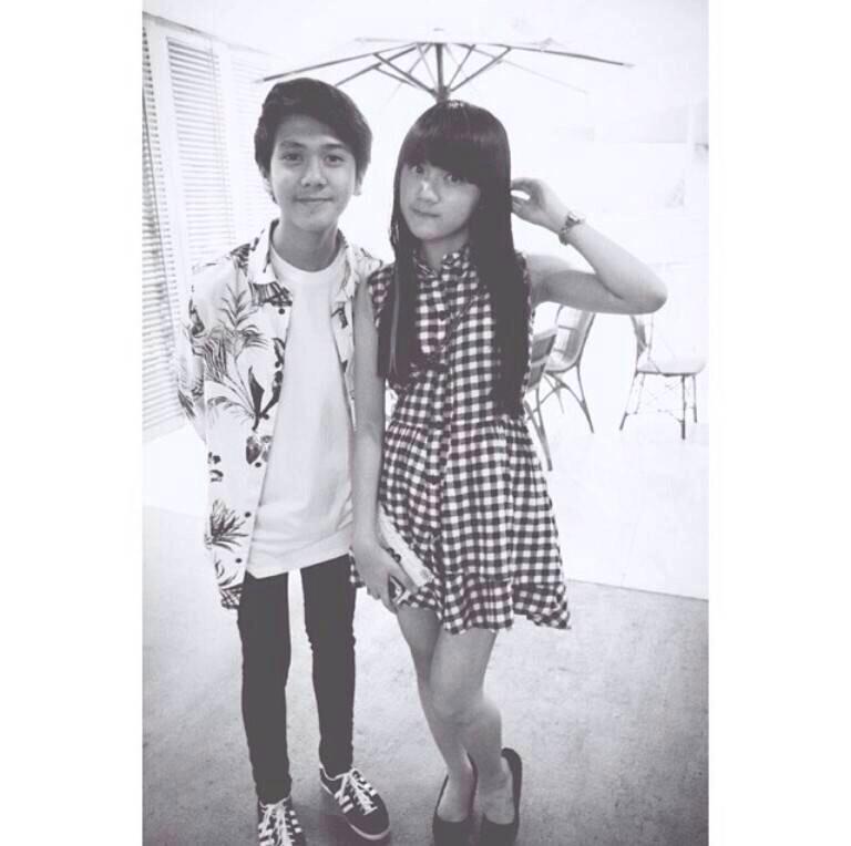 baaleworlds's tweet photo. Berapa RETWEET poto @iqbaale ? 
@Iqbaale at BP amel carla http://t.co/E9rtqjpkId