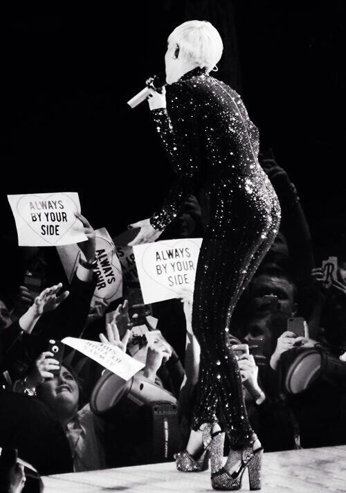 cyrusweeney's tweet image. @MileyCyrus  always #MTVHottest Miley Cyrus