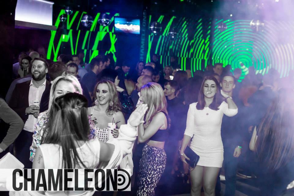 ChameleonBar's tweet photo. The weekend is coming! Who's joining us? http://t.co/HsbFYQv6Fw