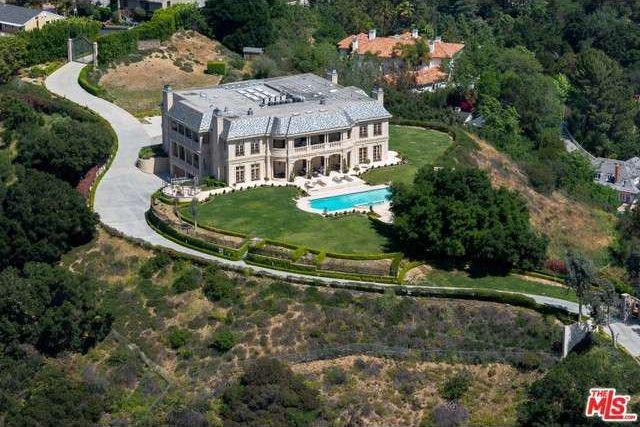 2571 Wallingford Dr Beverly Hills, CA 90210  $37,500,000 ow.ly/Q9L34