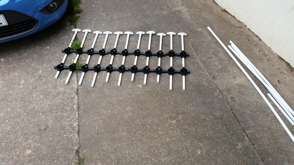 MM0KFX's tweet photo. Making 2m Yagi's with Mark M0NCG whilst the rest of the group build PSK receivers #DX15 #hamr #hamradio http://t.co/UFbPbn1wmG