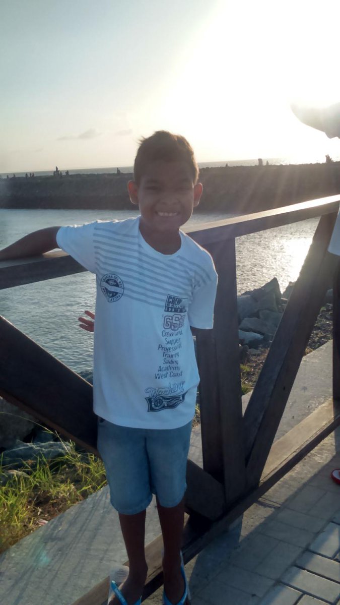 ViviAraujo___'s tweet image. 🖕O que ele me ensinou? Me ensinou a amar.  😍 #lindooo #tágrande