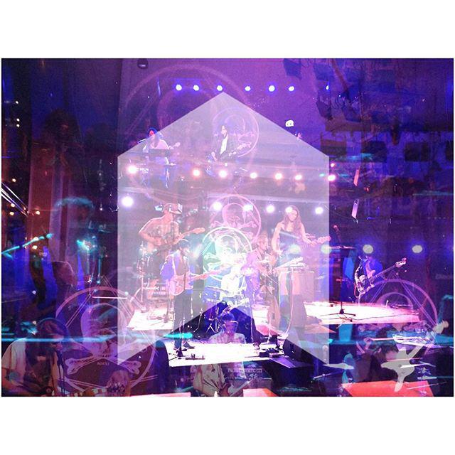 Wikiburg's tweet photo. Sunday was real... One of those rare moments where artists and community create one giant … http://t.co/UmDw5IZukB http://t.co/qtdK7cwEi3