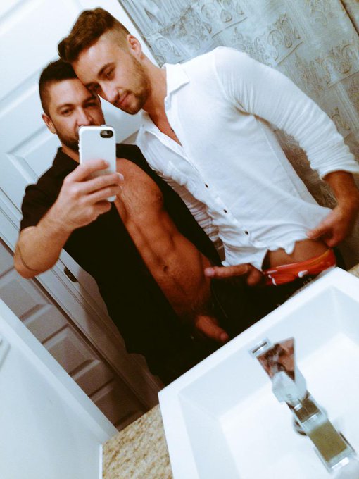 1 pic. In the set @DominicPacifico @samuelstonexxx #gayporn #gay #GayBlowJob #gaymen http://t.co/zJs