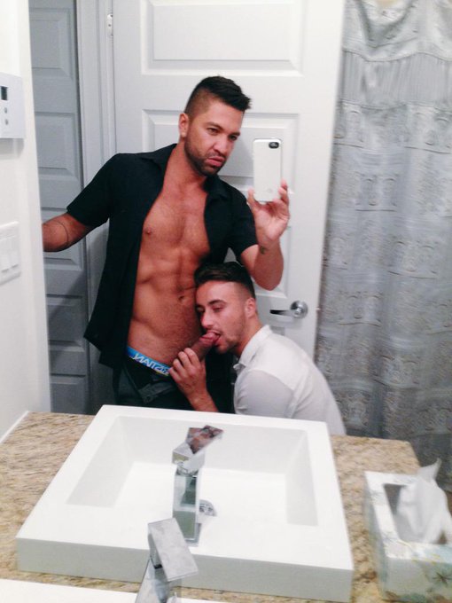2 pic. In the set @DominicPacifico @samuelstonexxx #gayporn #gay #GayBlowJob #gaymen http://t.co/zJs