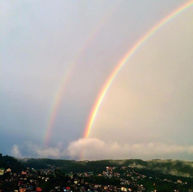 eibrab20's tweet photo. Rainbows after a Rain 💗 #Baguio #Rainydays http://t.co/Fdaw9rCuht