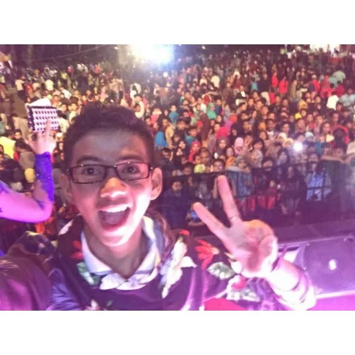 ekaayunn tweet picture