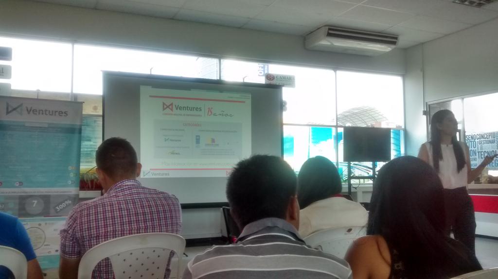 MeetRicos's tweet photo. Los Ricos en entrenamiento Corporación Ventures #Neomundo http://t.co/gr5zZ2bA9w