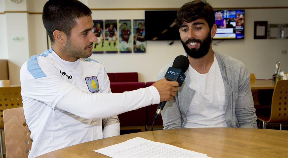 ConCarp98's tweet photo. Gil has retired from football and took over for our new commentary expert #welcomeGil #avfc http://t.co/xIFL37xMpW