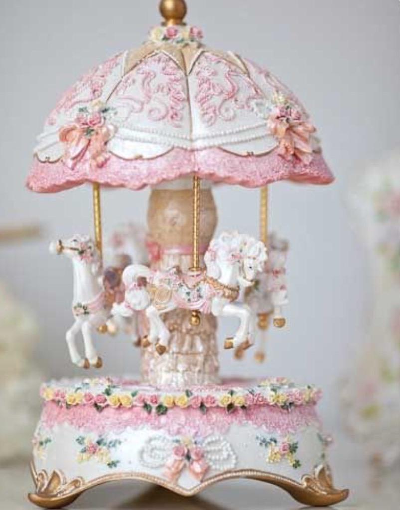 WhatPrettyThing's tweet image. Vintage Carousel #PrettyThings
