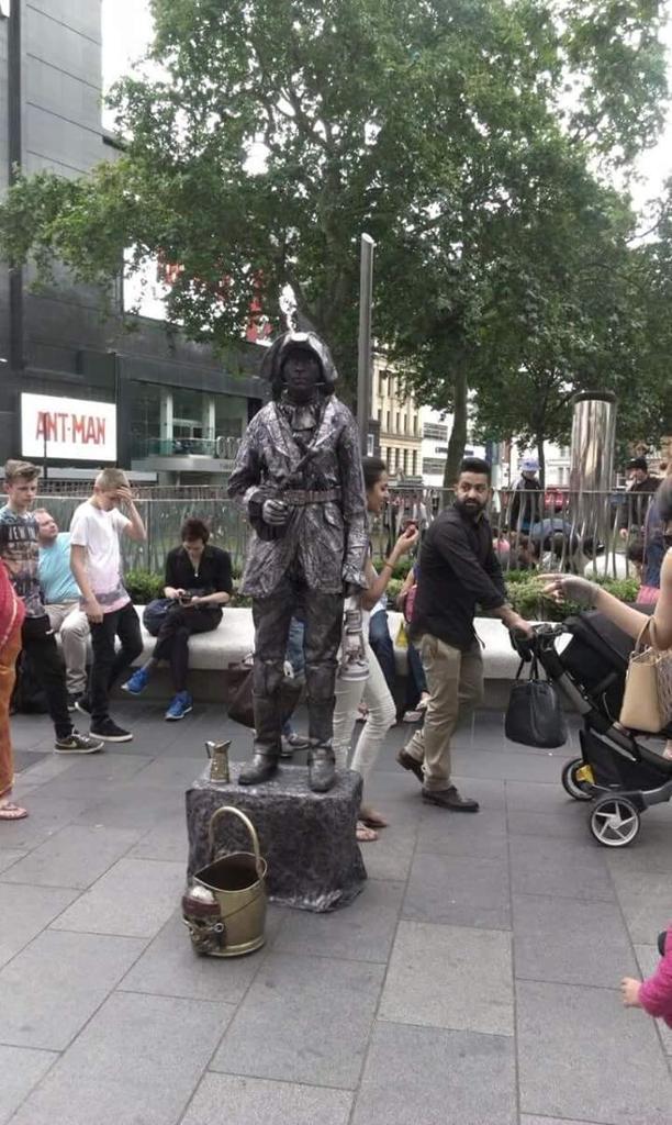worldNTRfans's tweet photo. Our @tarak9999 Annayya with Vadinamma and #AbhayRam in LONDON http://t.co/RWGU0GCY2W
