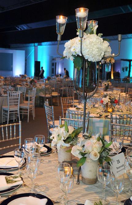Rehabilita_RD's tweet photo. Gracias @DifioreEvento por ser una #EstrellaSolidaria y llenar de esplendor nuestra Cena de Gala año tras año. http://t.co/lO3Bva1uWx