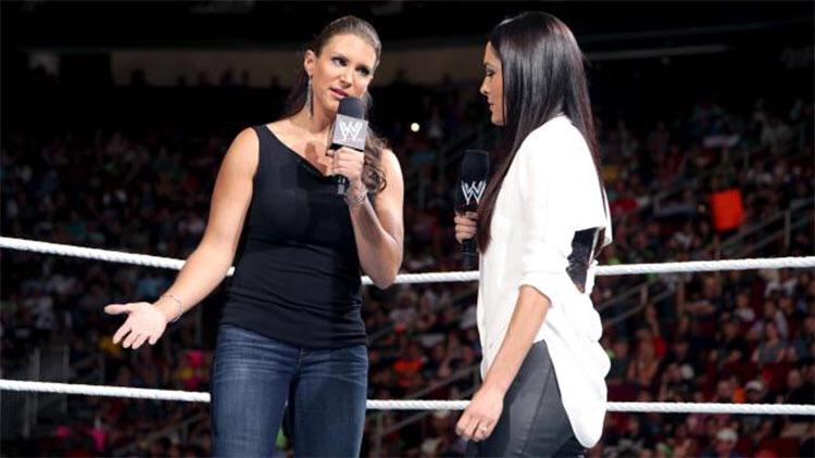 _briemode's tweet photo. Freakin iconic #stephvsbrie http://t.co/0d1ZWXNYz7