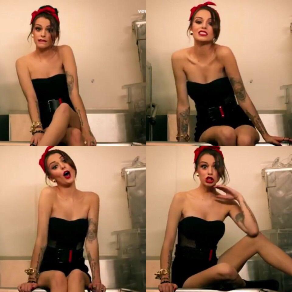 Happy birthday to cher lloyd. 
I like you most. I\d like to come in Japan   Please spend the best birthday. love you 