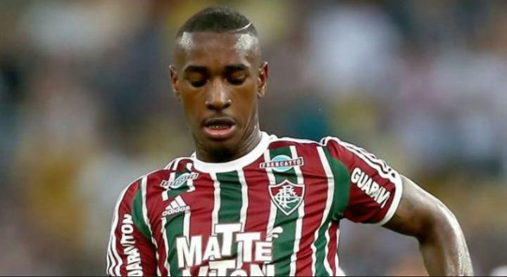 AS Roma Battle Barca For Gerson