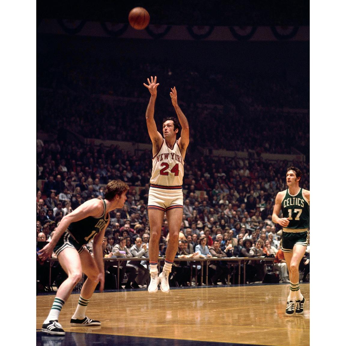 Happy Birthday to Hall of Famer Bill Bradley! 