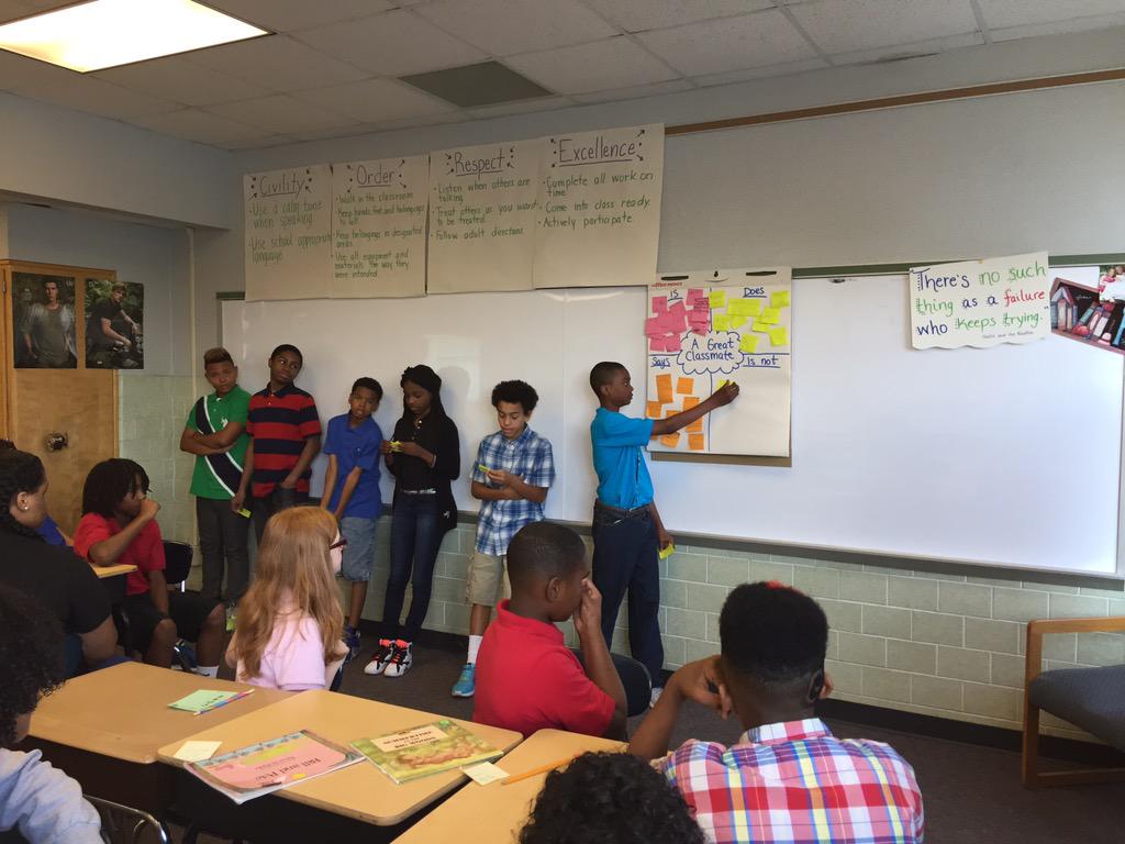 skellerCIMS's tweet photo. "A Great Classmate: is, does, says, is not" activity. #kellersclassroom #ciarocks #thanksbarnett http://t.co/y4bNKyHVlc