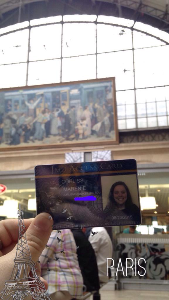 _mamaren's tweet photo. JACard takes Parisian train station. 🇫🇷🚅 #MarenTakesEurope #EuroTrip2015 @sgajmu2019 @JMU #JMU19 #jacard http://t.co/l34k1HpnrV