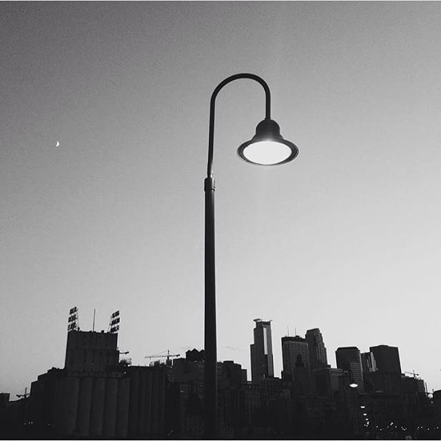 lumen8mpls's tweet photo. @nattapol last night in Minneapolis http://t.co/tnKDLxeaVu