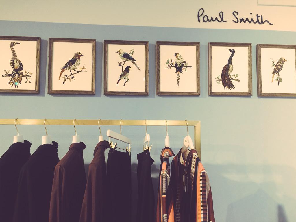 Adrita_8's tweet photo. Love love love !! #paulsmith #vintage #frames #libertylondon #FMCJuly15 #LCFshortcourses @the_nidus http://t.co/E0B3Vbfs8u