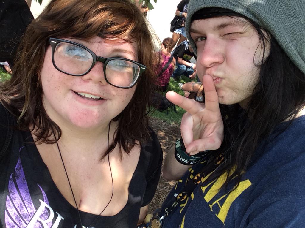 bands4everr's tweet photo. @Stevoptweets I met you yesterday!!!(: http://t.co/u9S97fE6Ij