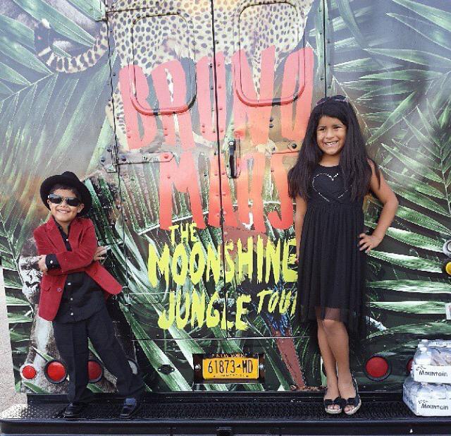 pdperezz's tweet photo. #BrunoMars @BrunoMars exactly 2 years ago we were at this concert. New music yet? You put on a great show! http://t.co/MdIehRPSAM