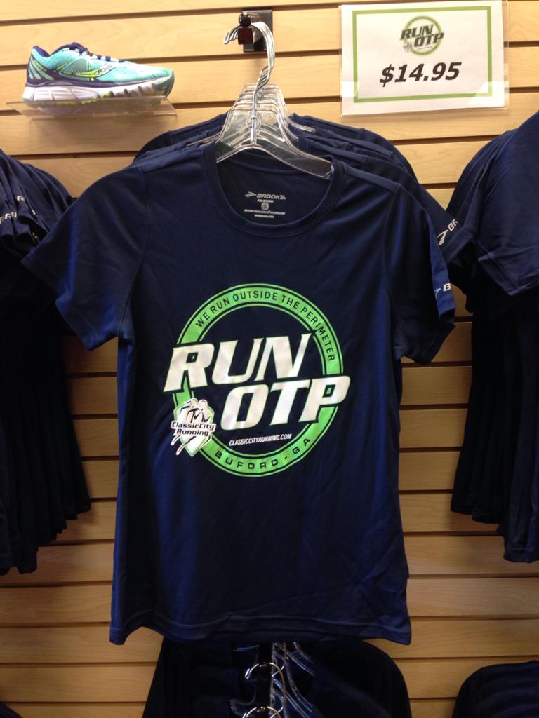 ClassicRunFit's tweet photo. Our new shirts look sweet!! Men's and women's sizes available. We run outside the perimeter. We #RunOTP! http://t.co/aq0tGqIG50