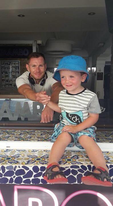 emmamgee's tweet photo. 1st sunset experience at 3 @Mamboibiza #jacob #ibiza #mambo http://t.co/2bq36Ku6nj