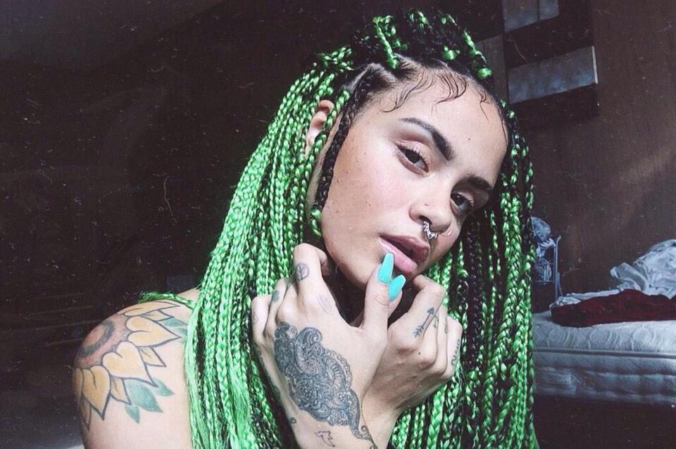 baetsunami's tweet photo. Wife looking right😩😍💍 http://t.co/5PRfUiHkXG