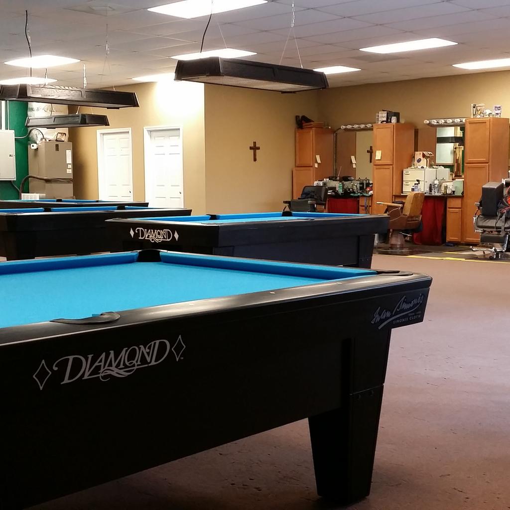Ledfordbilliard's tweet photo. Ledford's Barber Shop &amp; Billiards Haircuts 10am -5pm Pool Hall 10am -10pm call  423-307-8327 Bryant &amp; Bobby Ledford http://t.co/g9Pbl2yMqm