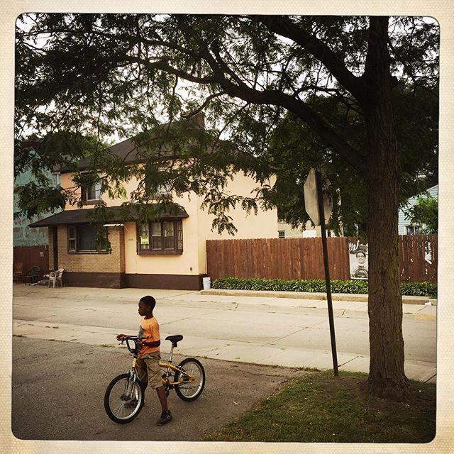 MarktownUSA's tweet photo. http://t.co/uFavegplKI Summertime in #Marktown #marktown http://t.co/BVPV6SJ51C