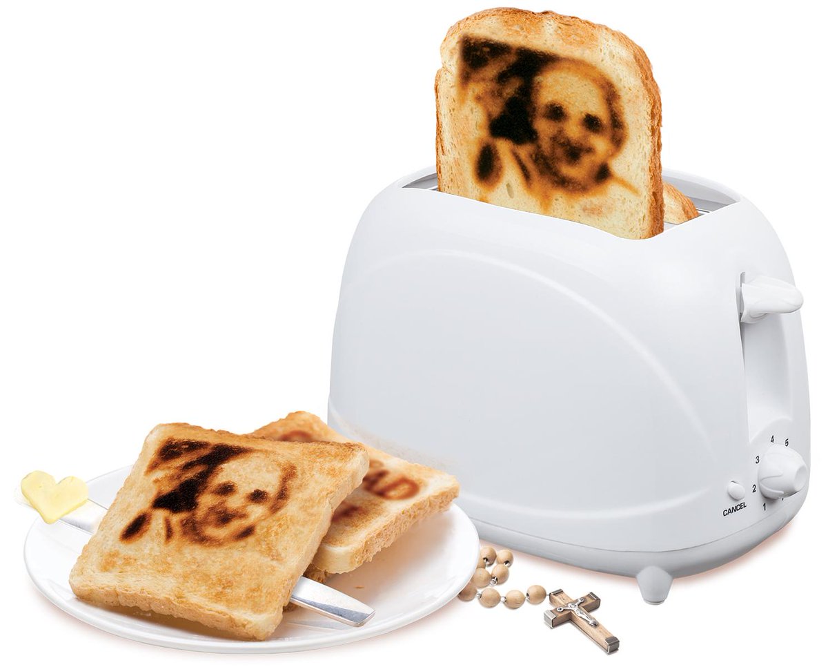 Spread the love...
New 'Pope Toaster' hits the market.
#Fox29Philly #PopeinPhilly
