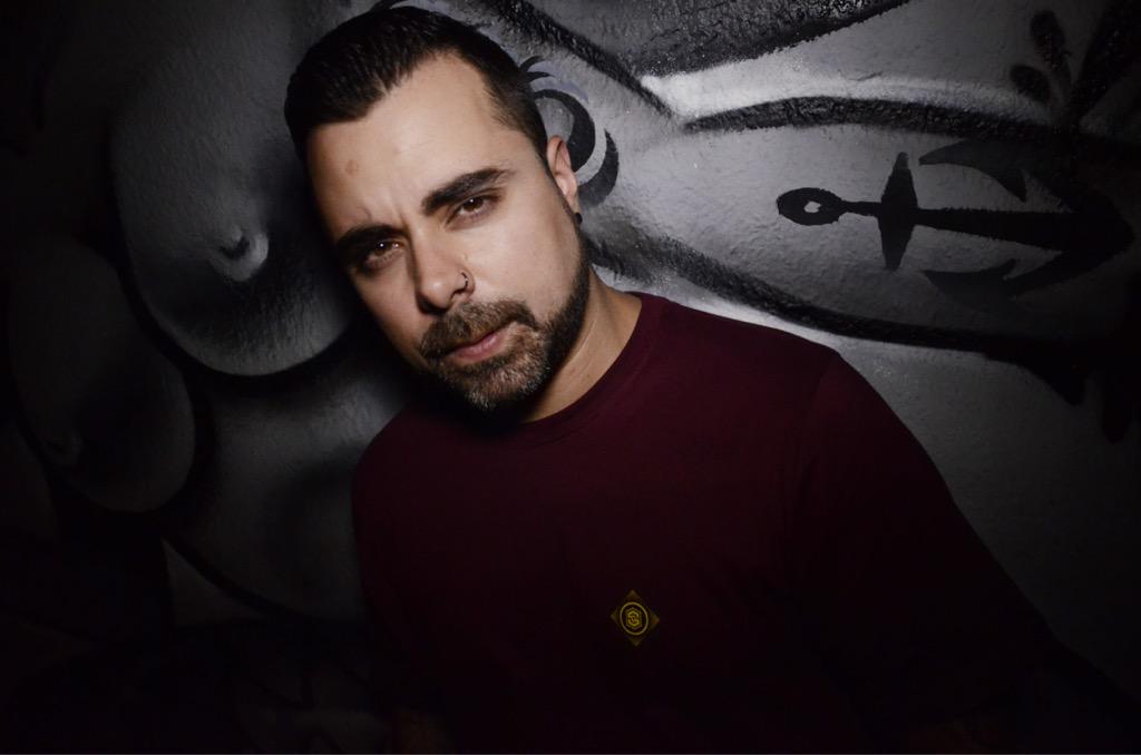SicreetClothing's tweet photo. Crest Burdeos x @jompy_minimos by @Sr_JoseMa #sicreet #streetandfreedom #ecdlt #rap #musica #artista http://t.co/5uzamSGuGo