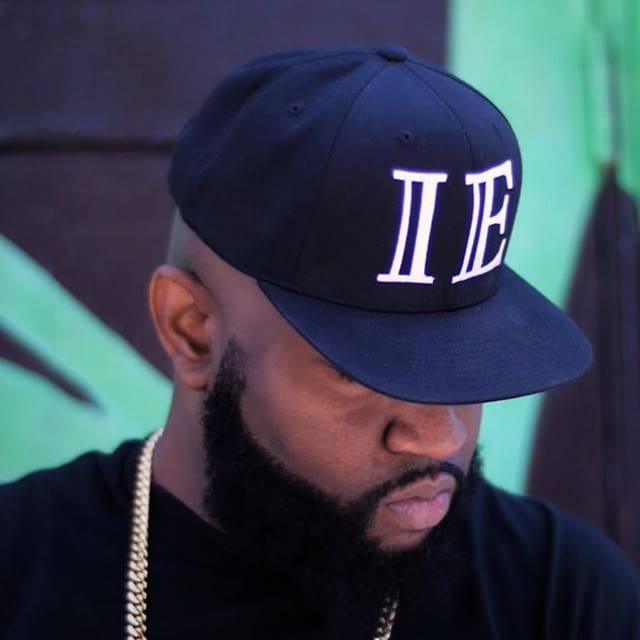 ProjectBlowed's tweet photo. Another shot from the "Pray For Em" video edited by @shamesworthy it drops this Friday! #Triune #UNOEnt #PrayForEm β¦ http://t.co/z1blpWp8TP