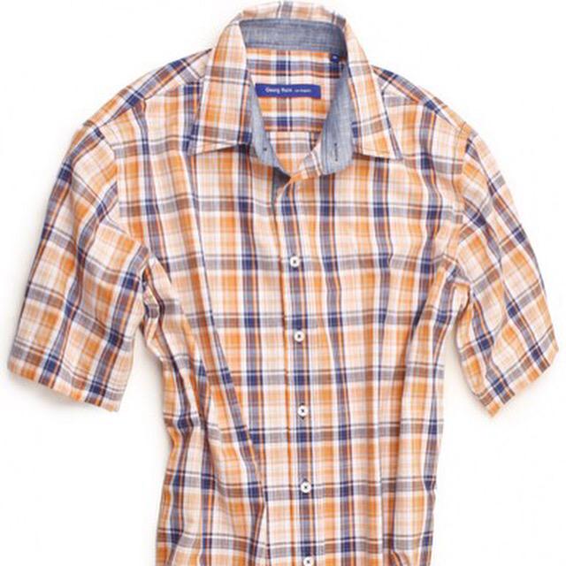 shirts_below tweet picture