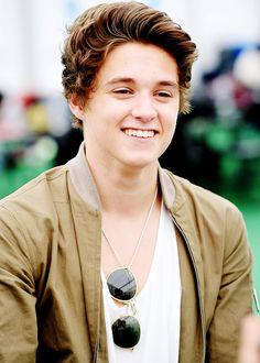 HAPPY BIRTHDAY TO MY INE AND BRADLEY WILL SIMPSON I LOVE YOU SO MUCH!!!!!!!!     