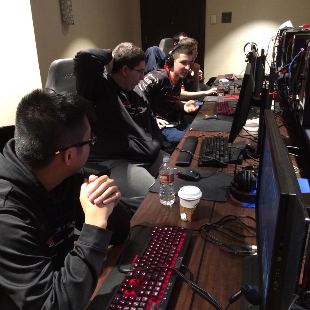 CLBNDLmUcAAXOVp.jpg:large