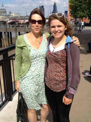 WomanthologyUK's tweet photo. #WomenInScience competing on a level playing field http://t.co/9YDkvOodjj #notjustforboys #AthenaSWAN http://t.co/LJskyJDS3y