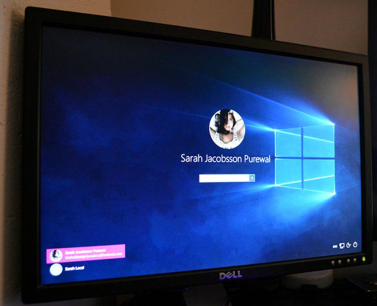 CNET's tweet image. Windows 10 is finally here--and here are 8 settings you should change right away cnet.co/1D6mAOg